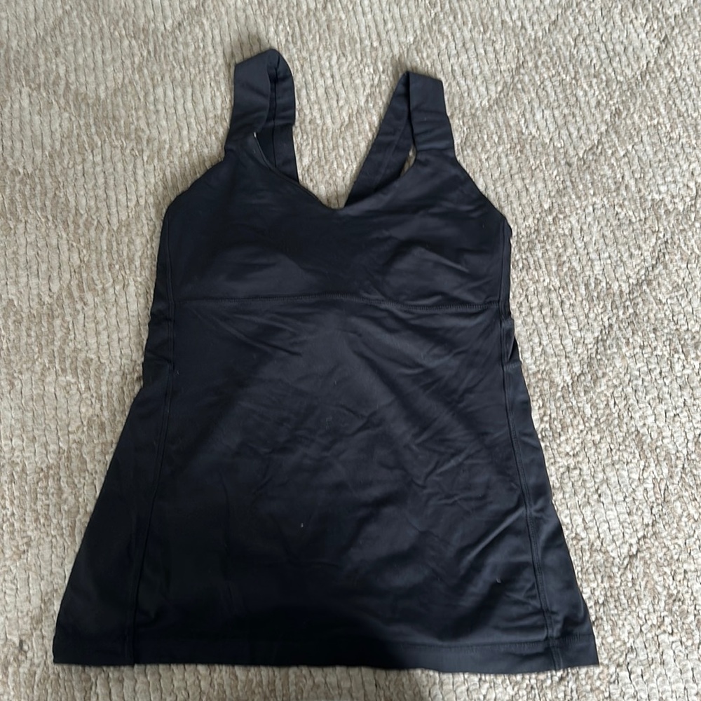 Lulu lemon top size 8